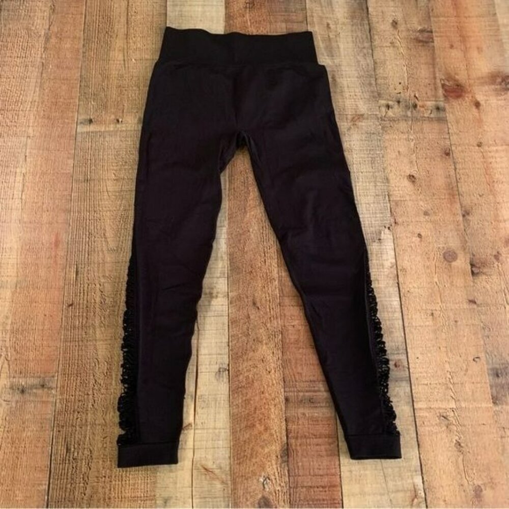 Cali sport womens black cropped leggings with mesh sides in black -M